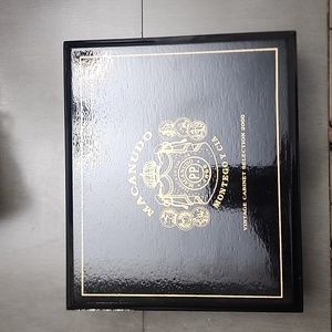 {Macanudo} Vintage Cabinet Selection 2000 Cigar Box.